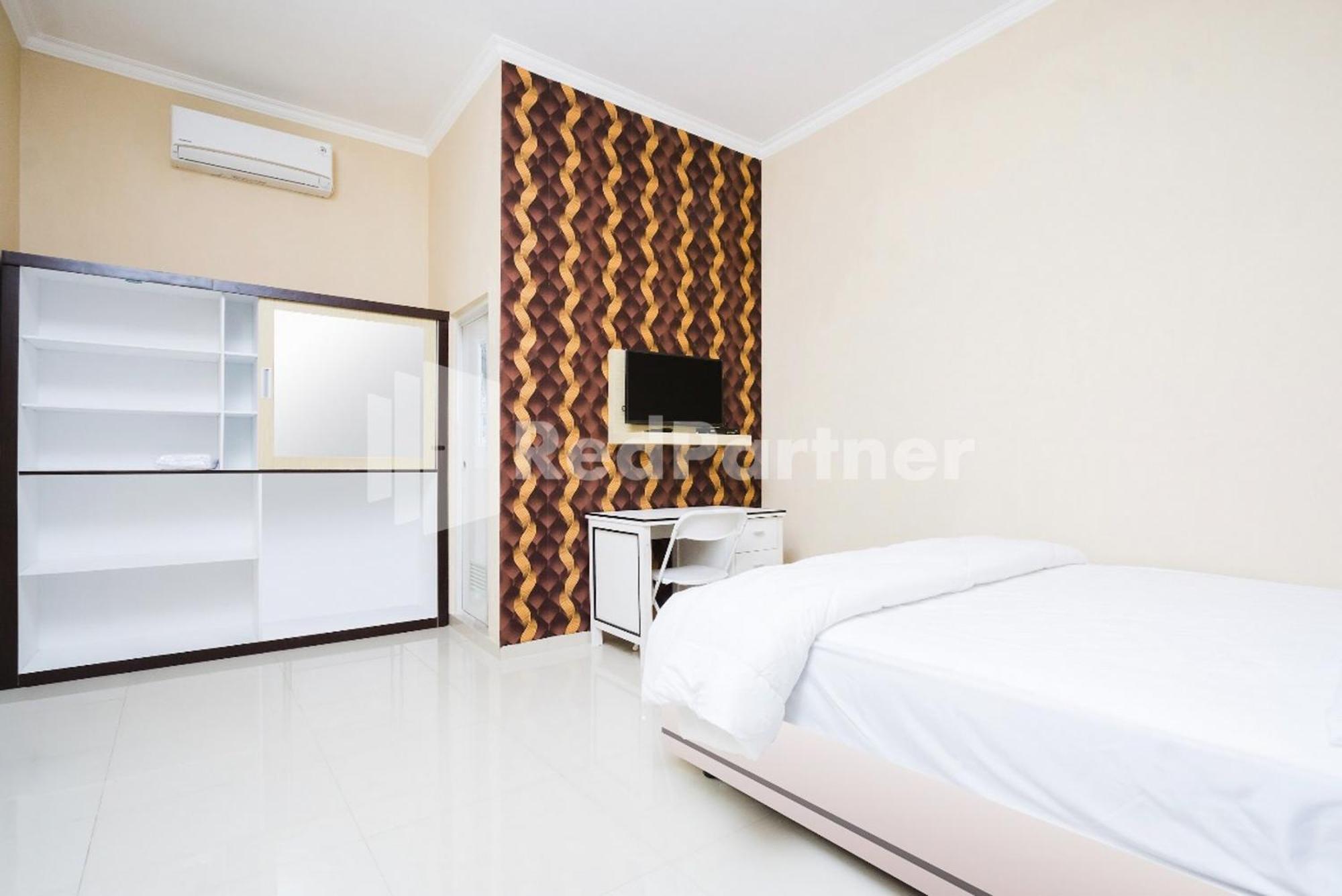 Hotel Omah Kalimosodo Mitra Reddoorz Near Stasiun Malang Kota Baru Esterno foto